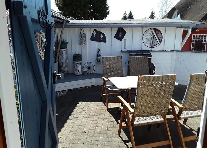 In Mit Garten * زيمبين